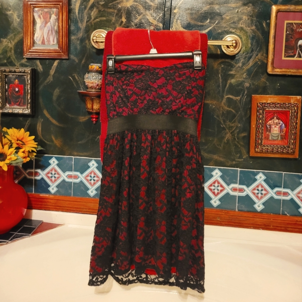 Dress - Picture 1 of 1